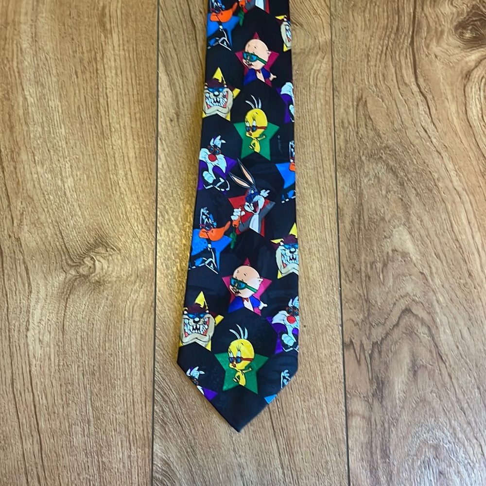 Looney tunes neck tie